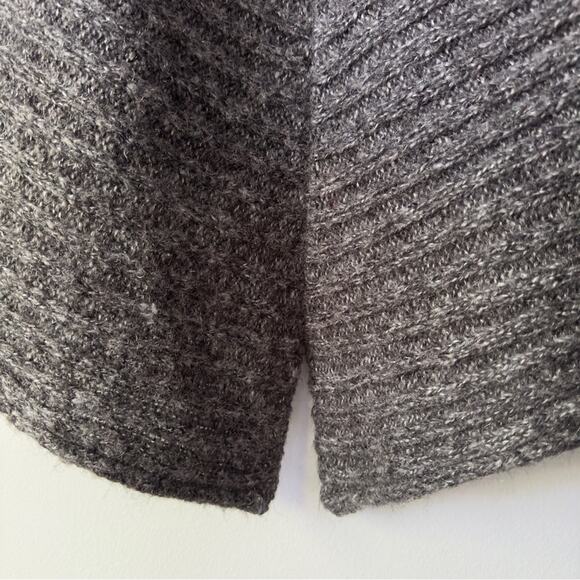 BCBGMaxAzria Long Tunic Cardigan Sweater Cuffed Sleeves Crochet Knit Ribbed EUC - Picture 10 of 14